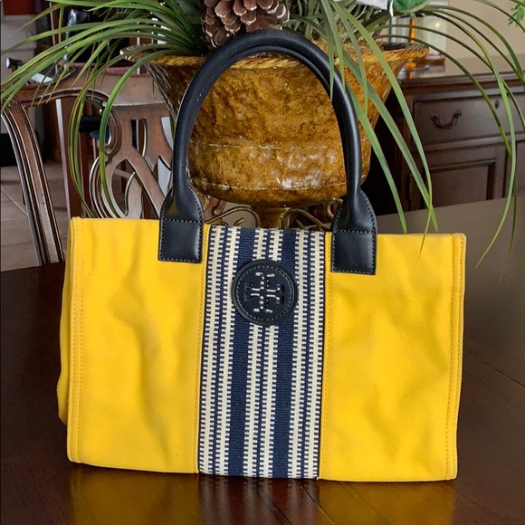 Tory Burch Handbags - Spring Tory Burch Tote
